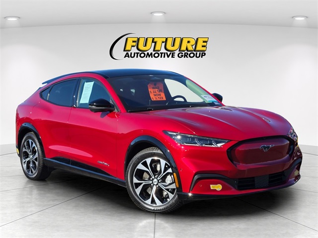 2022 Ford Mustang Mach-E Premium