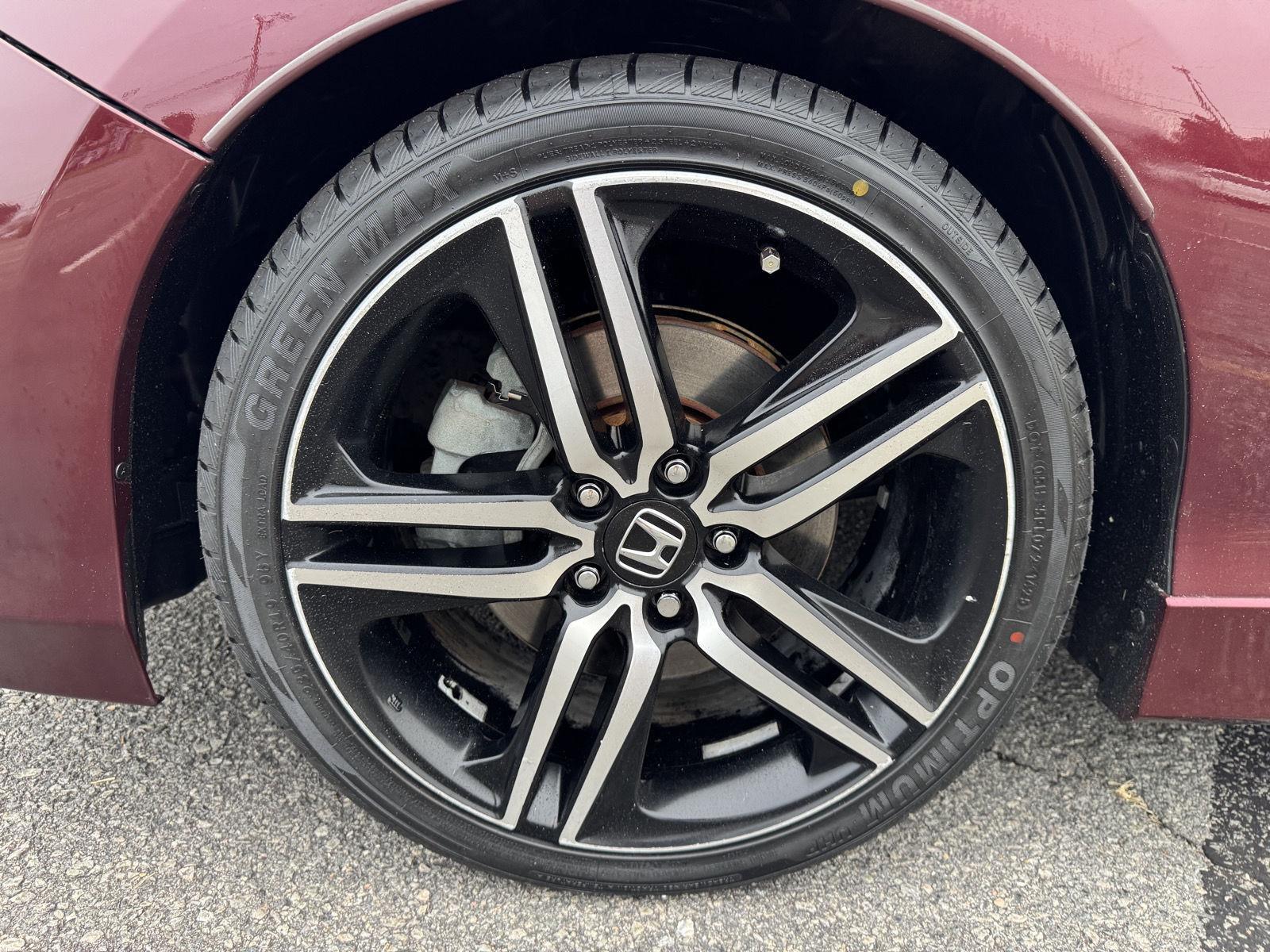 2017 Honda Accord Sport photo 22