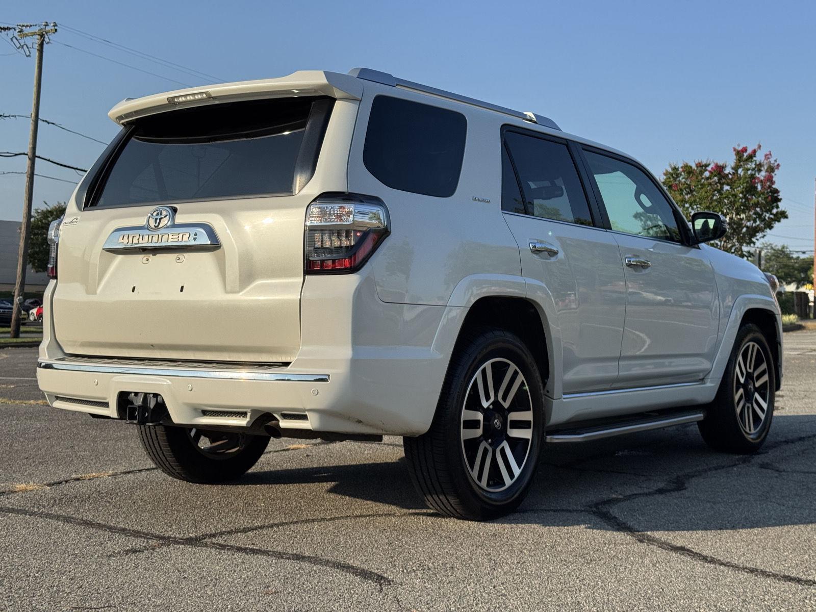 2015 Toyota 4Runner Limited photo 7