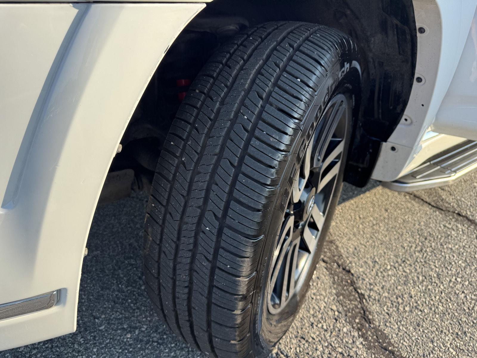 2015 Toyota 4Runner Limited photo 21