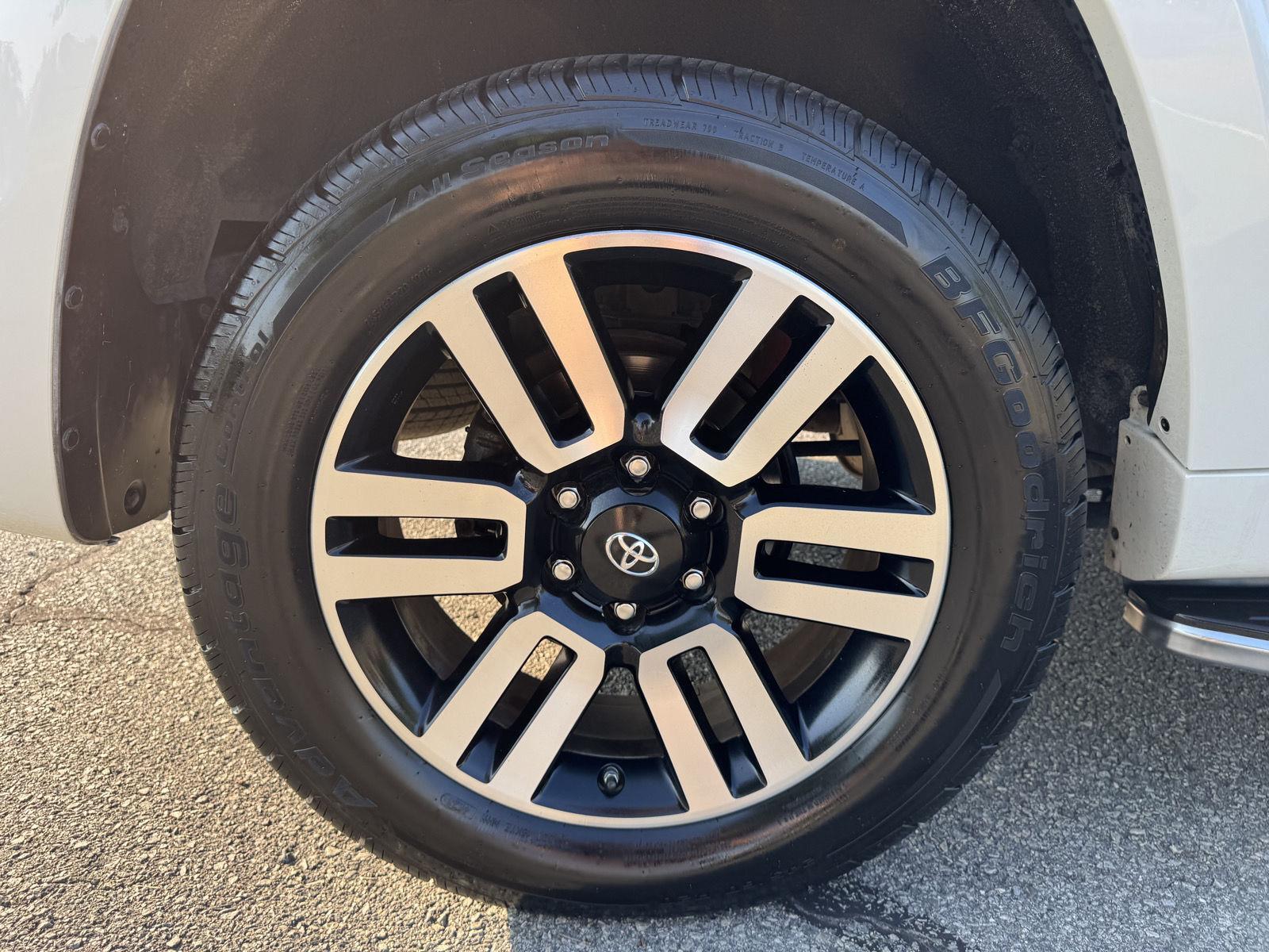 2015 Toyota 4Runner Limited photo 22