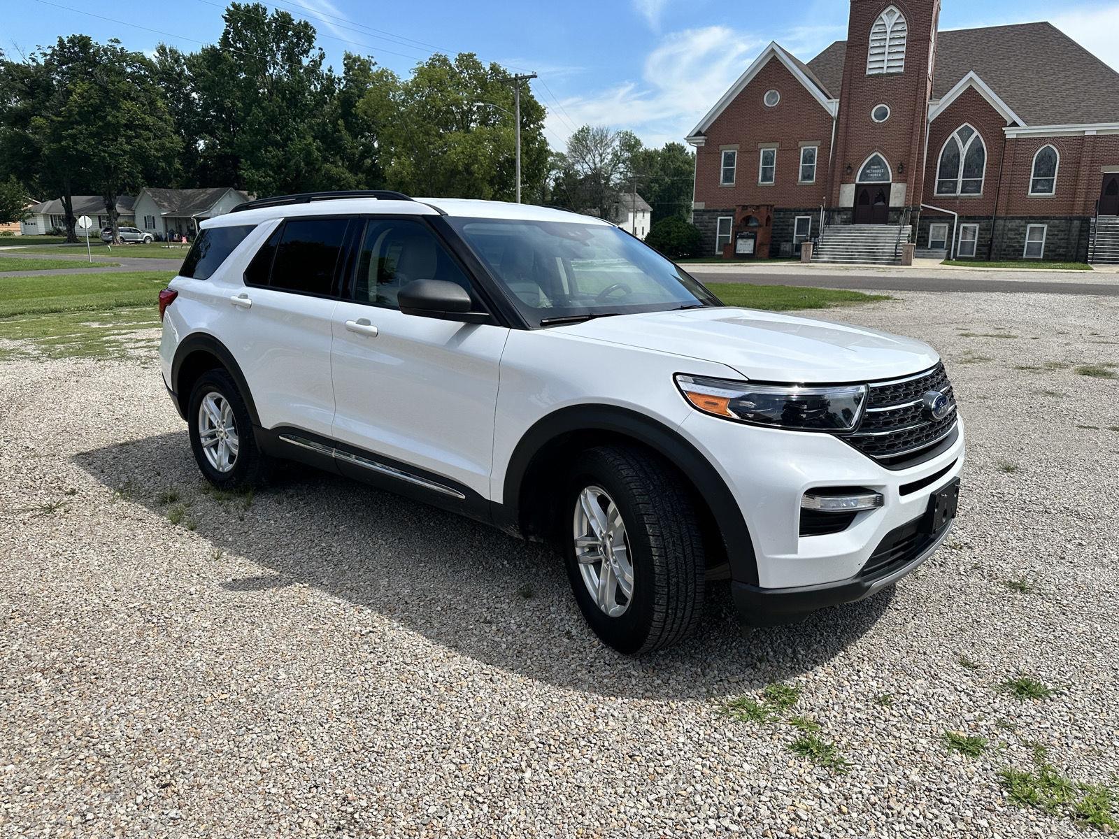 2022 Ford Explorer XLT photo 4