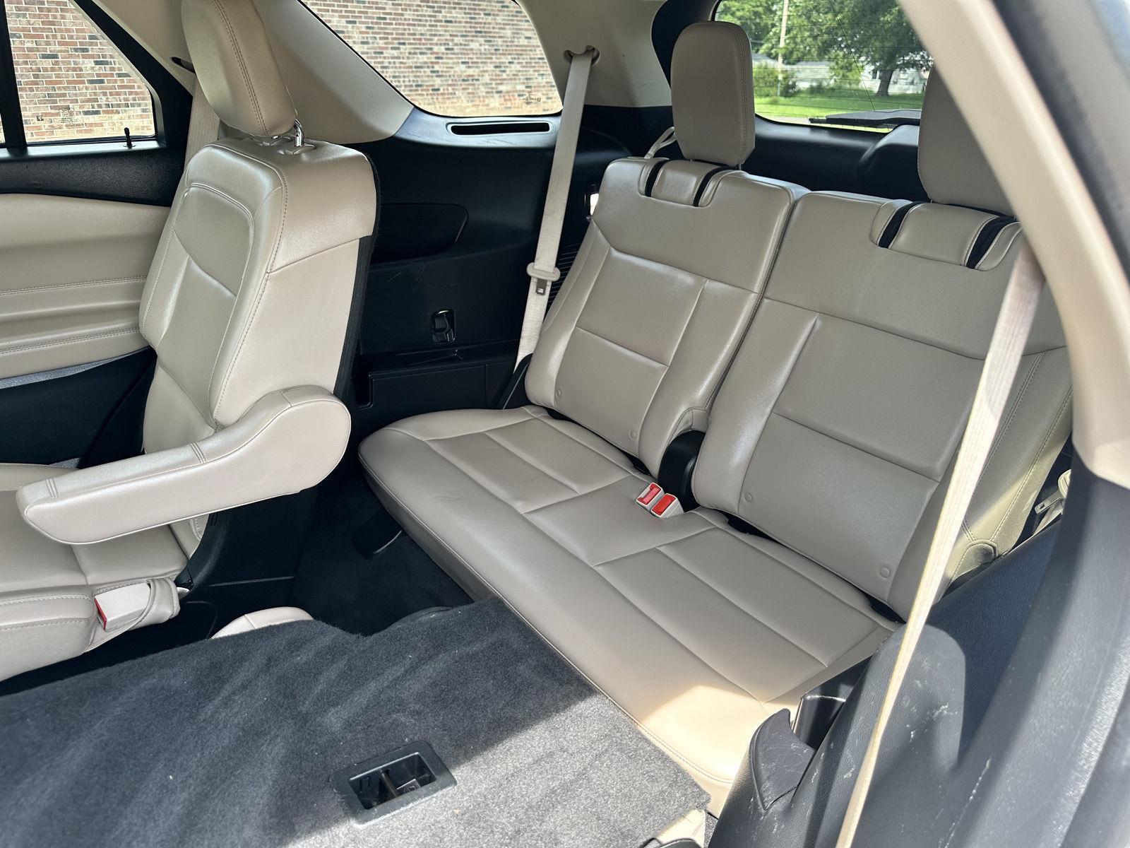 2022 Ford Explorer XLT photo 13