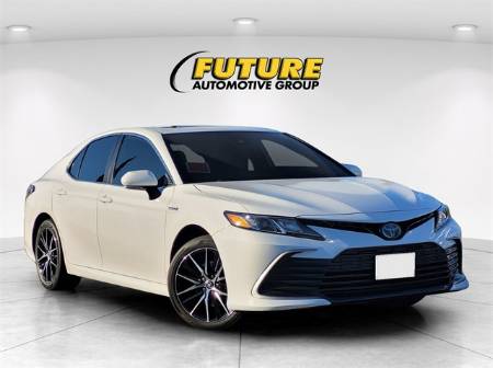 2021 Toyota Camry Hybrid LE