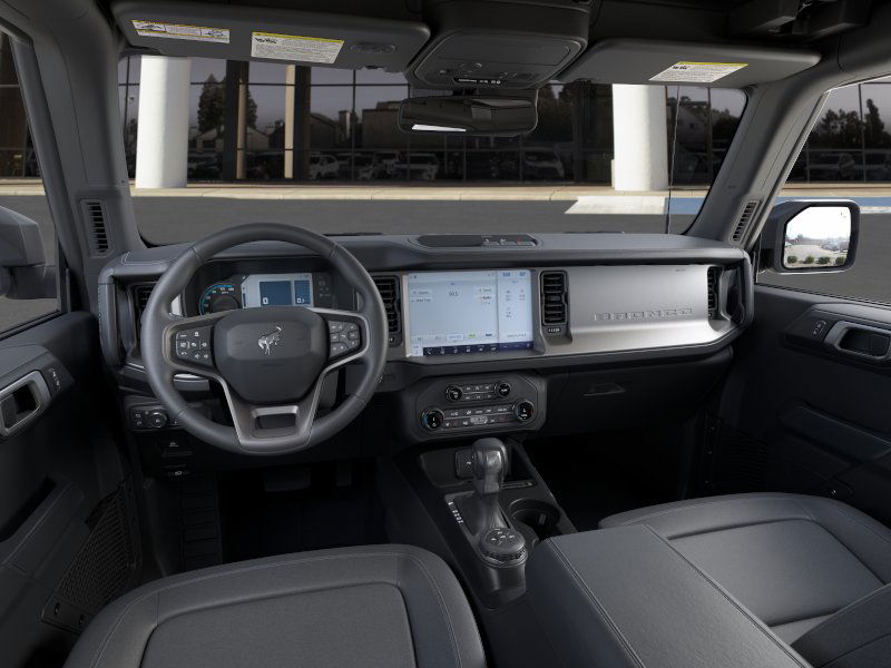 2025 Ford Bronco Outer Banks photo 9