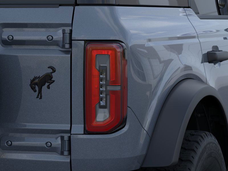 2025 Ford Bronco Outer Banks photo 21