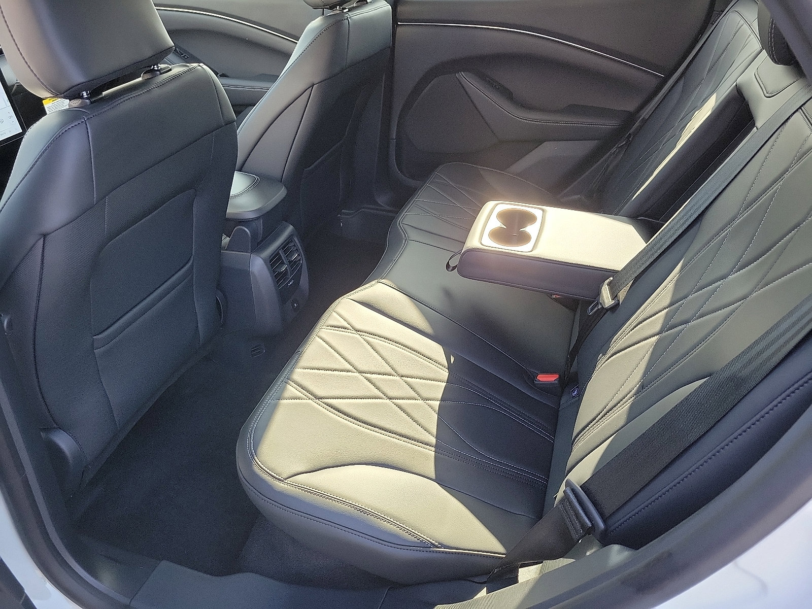 2025 Ford Mustang Mach-E Select photo 7