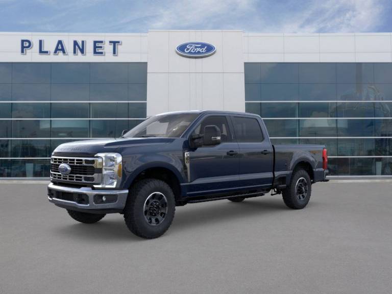 2025 Ford Super Duty F-350 SRW XLT 4WD Crew Cab 6.75' Box