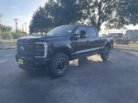 2025 Ford Super Duty F-250 SRW Platinum