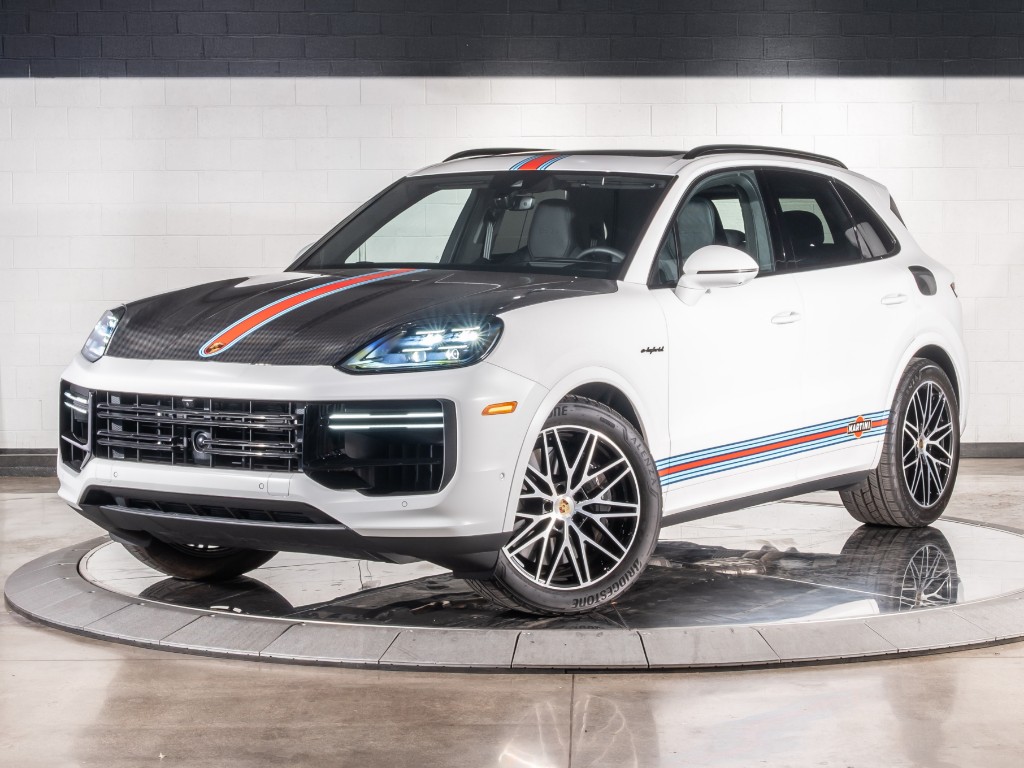 2024 Porsche Cayenne E-Hybrid Turbo