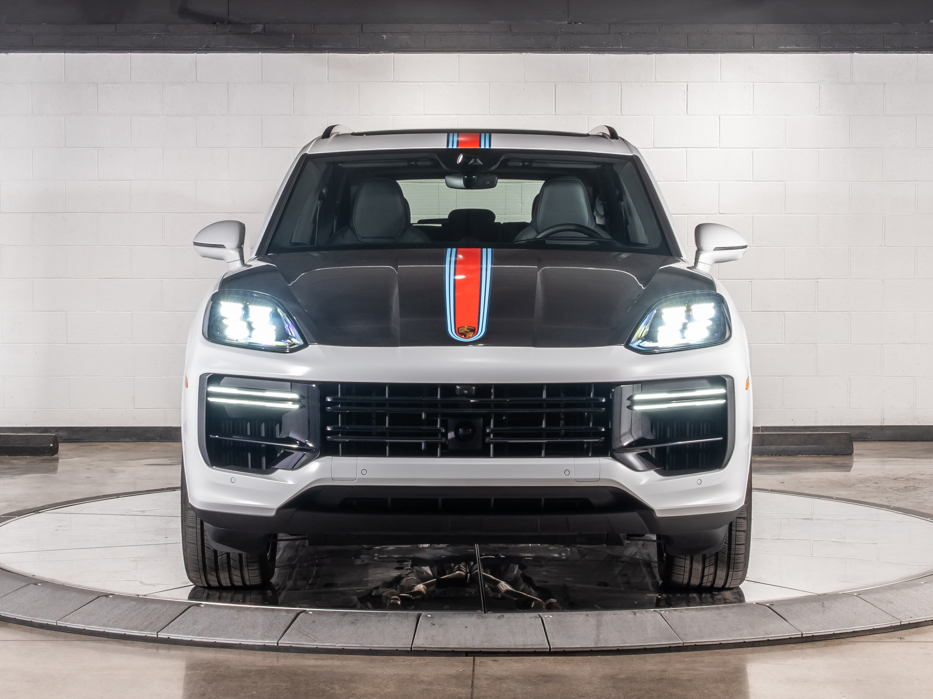 2024 Porsche Cayenne E-Hybrid Turbo photo 5