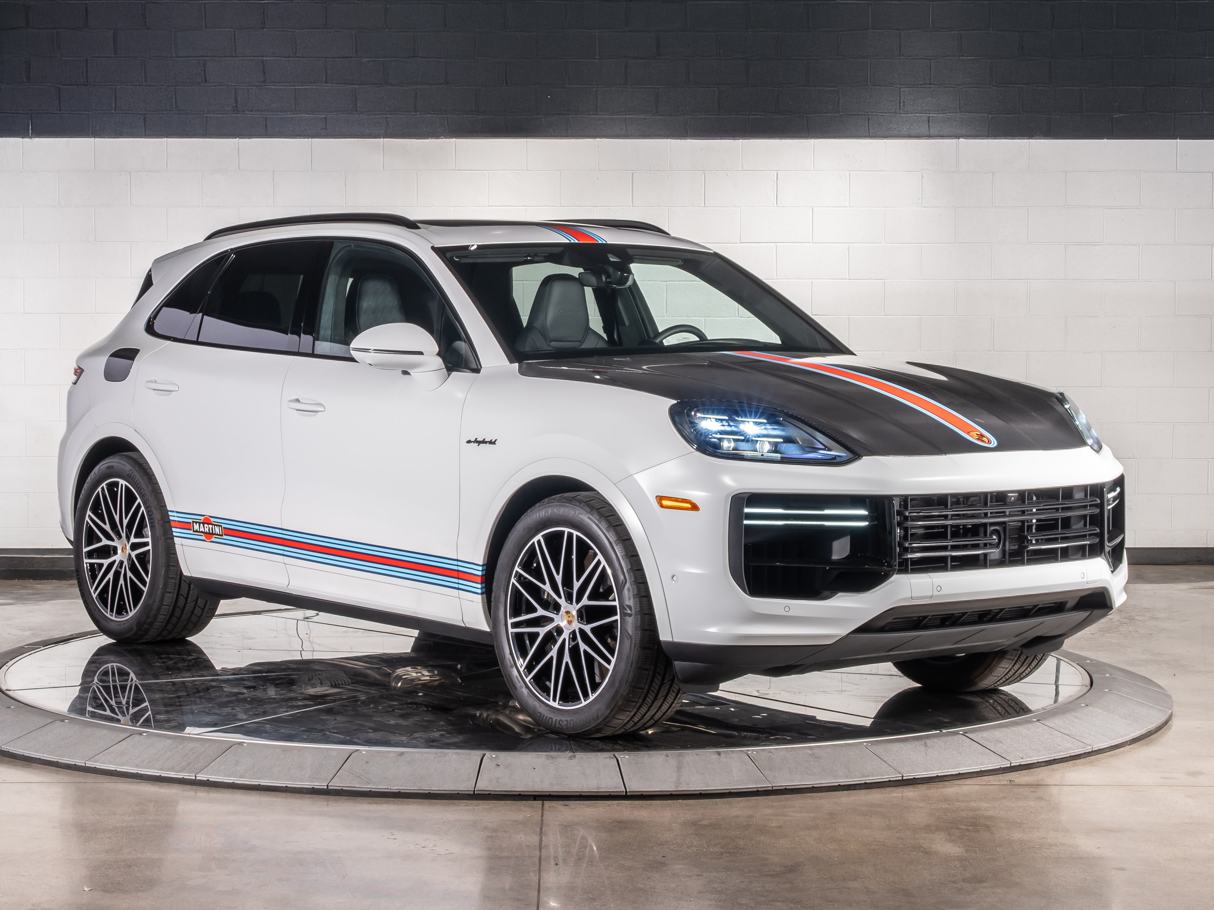 2024 Porsche Cayenne E-Hybrid Turbo photo 7