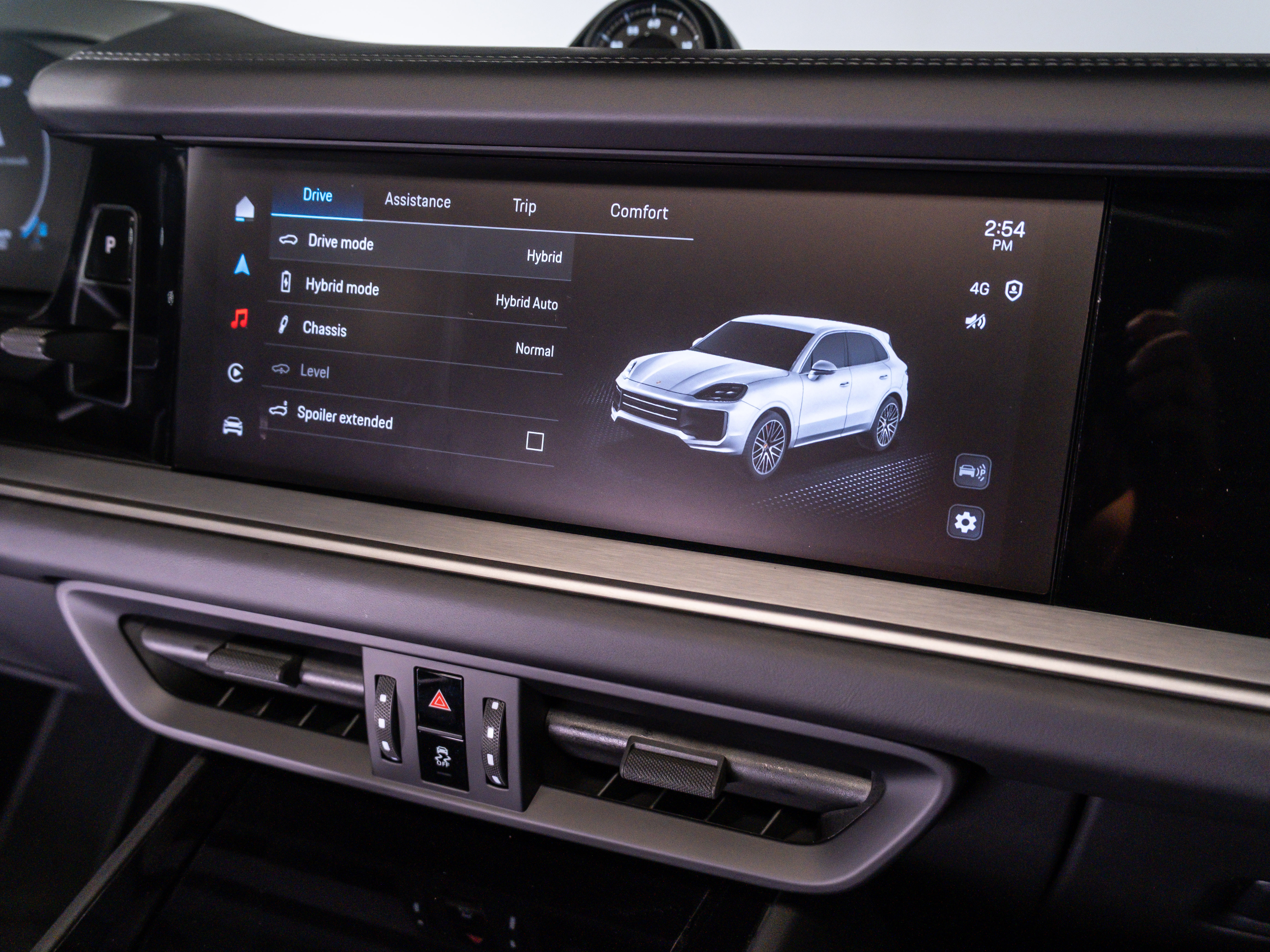 2024 Porsche Cayenne E-Hybrid Turbo photo 23