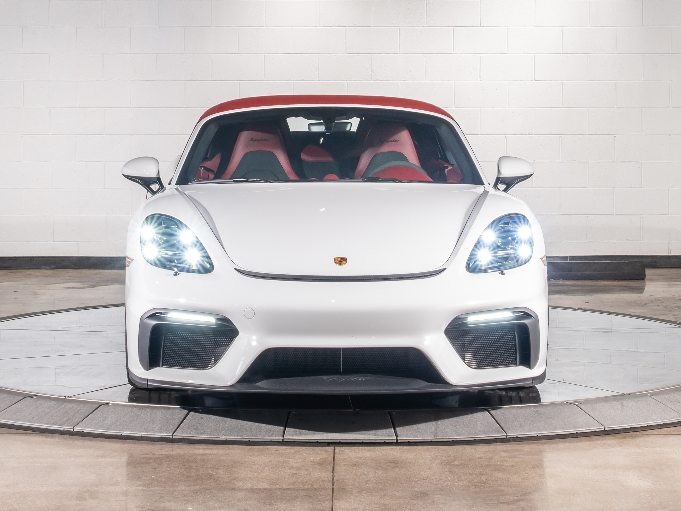 2023 Porsche Boxster Spyder photo 6