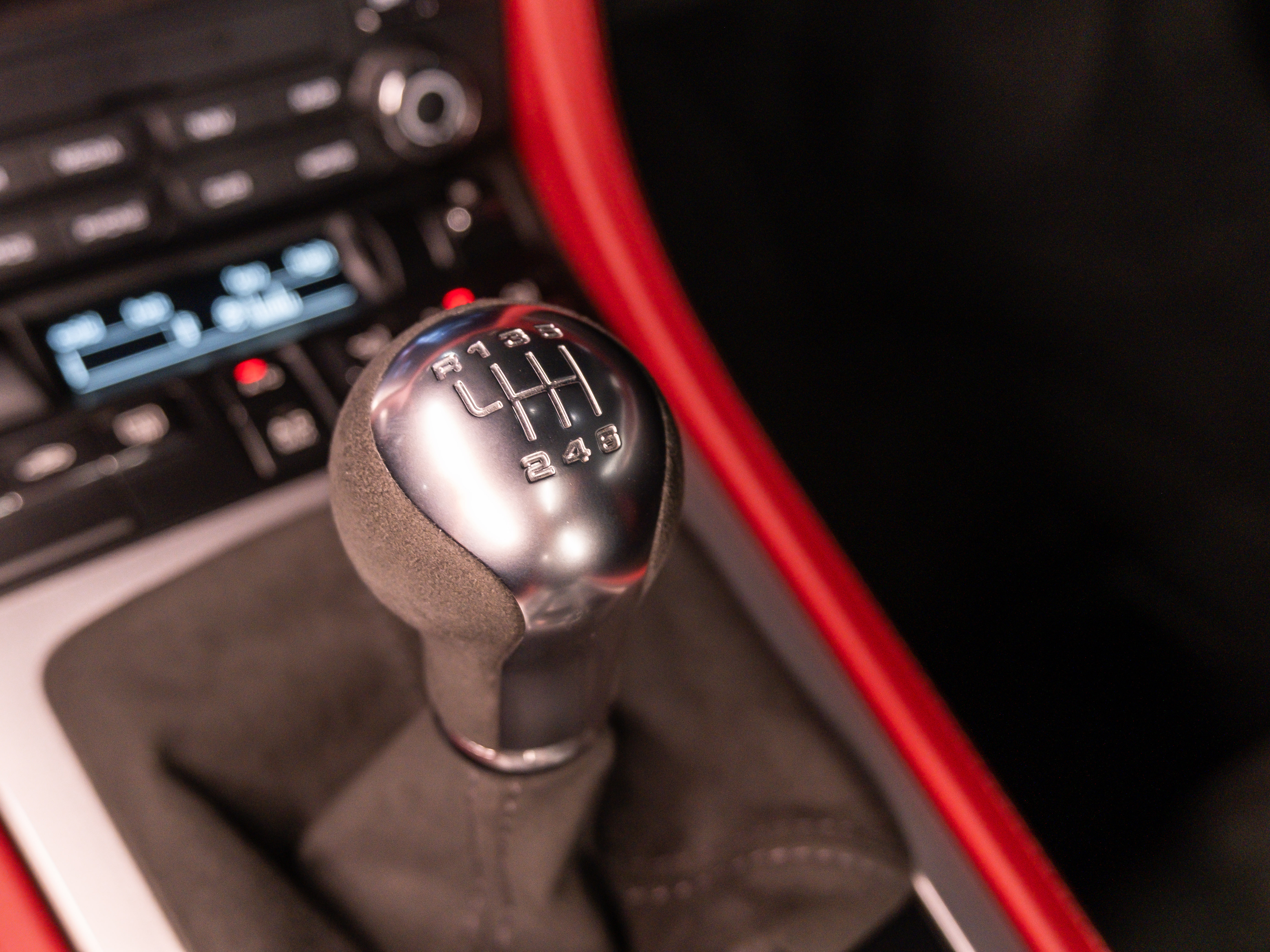 2023 Porsche Boxster Spyder photo 32