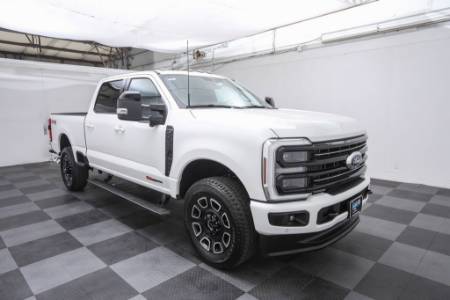 2025 Ford Super Duty F-250 SRW Platinum