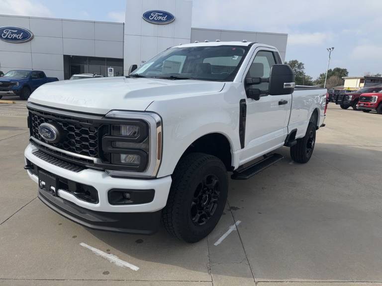 2025 Ford F-350SD
