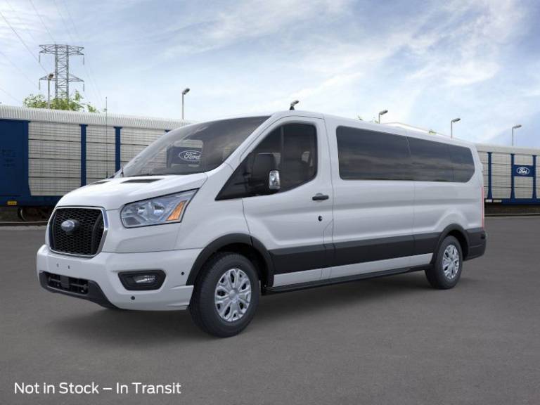 2025 Ford Transit Passenger Wagon XLT