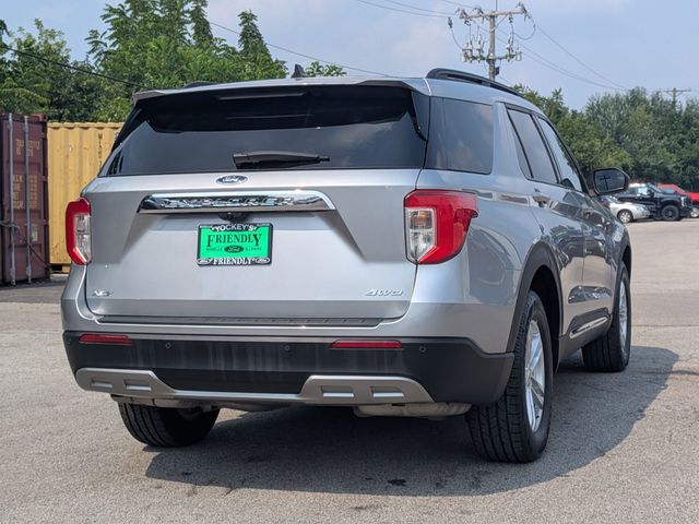 2023 Ford Explorer XLT photo 3