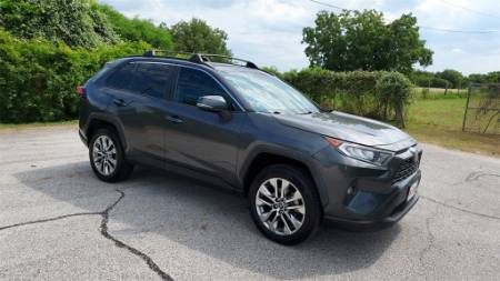 2019 Toyota RAV4 XLE Premium