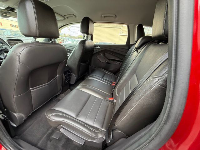 2013 Ford Escape SEL photo 16