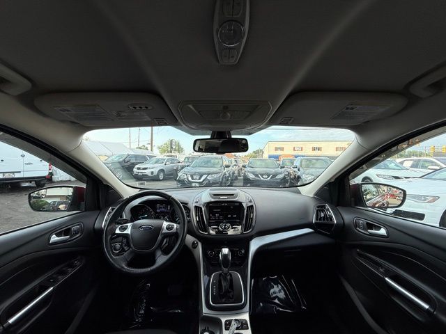 2013 Ford Escape SEL photo 24