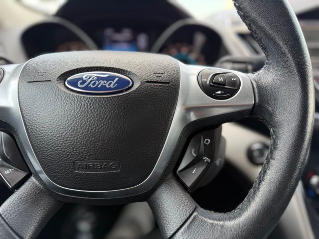 2013 Ford Escape SEL photo 29