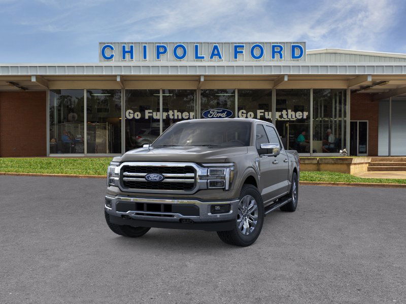 2025 Ford F-150 Lariat photo 2