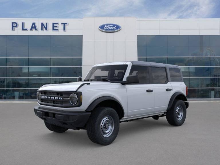 2025 Ford Bronco Base 4 Door 4X4