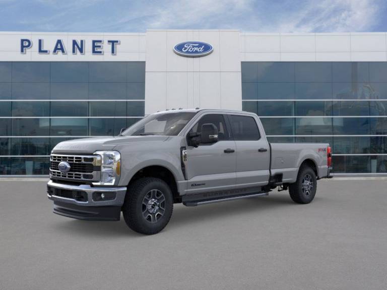 2025 Ford Super Duty F-350 SRW XLT 4WD Crew Cab 6.75' Box