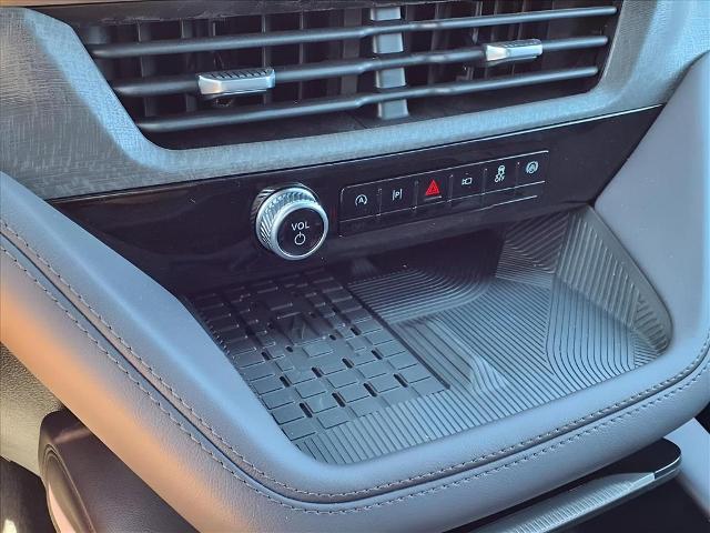 2025 Ford Explorer Platinum photo 13