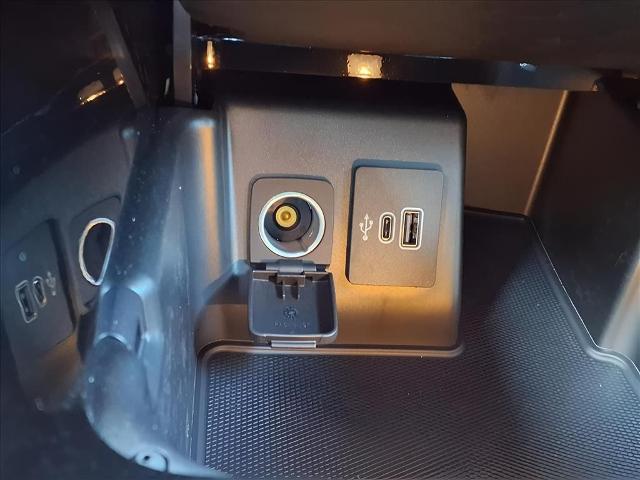 2025 Ford Explorer Platinum photo 14