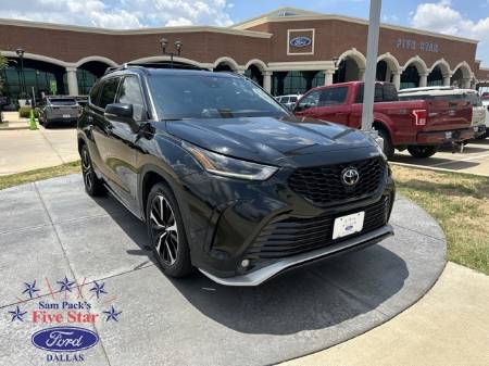 2022 Toyota Highlander XSE