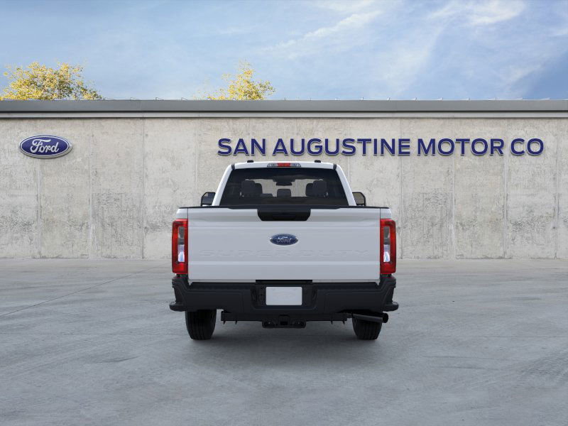 2025 Ford F-250 Lariat photo 5