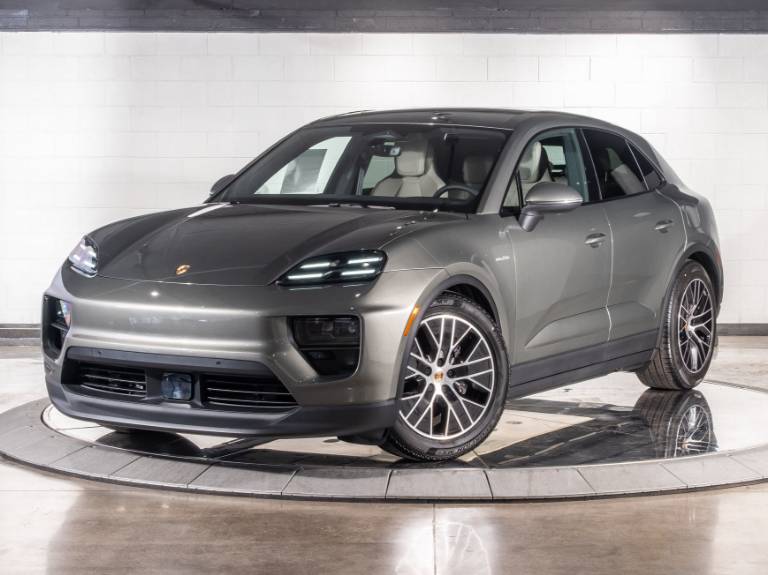 2025 Porsche Macan EV