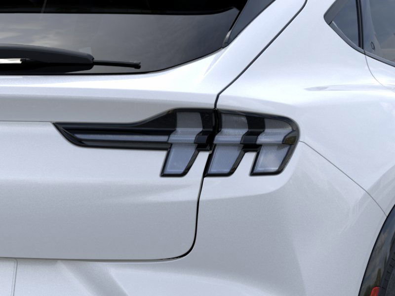 2025 Ford Mustang Mach-E Premium photo 19