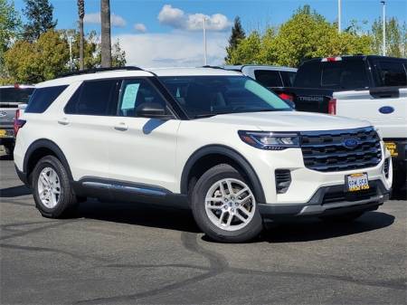 2025 Ford Explorer Active