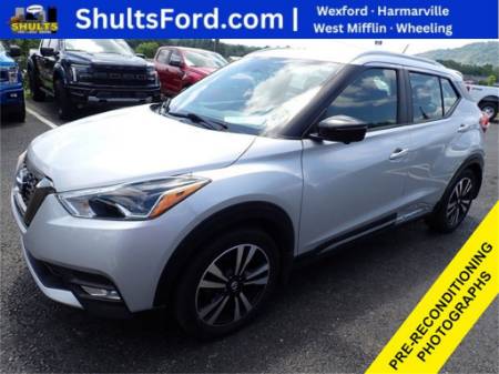 2019 Nissan Kicks SR