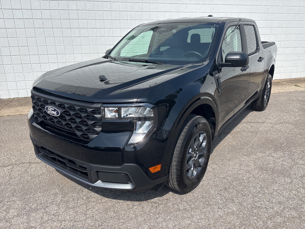 New 2025 Ford Maverick XLT