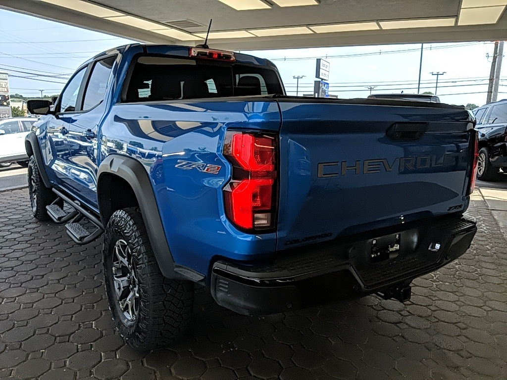 2023 Chevrolet Colorado ZR2 photo 3