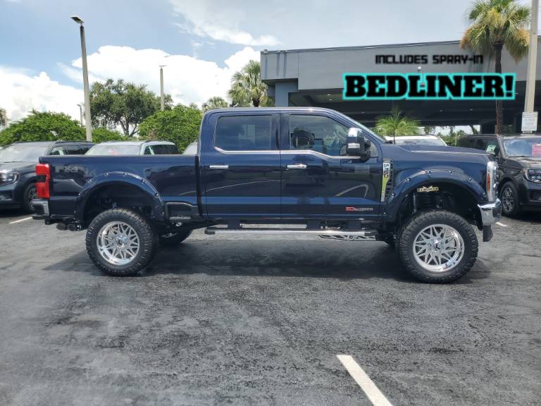 2025 Ford Super Duty F-350 SRW LARIAT