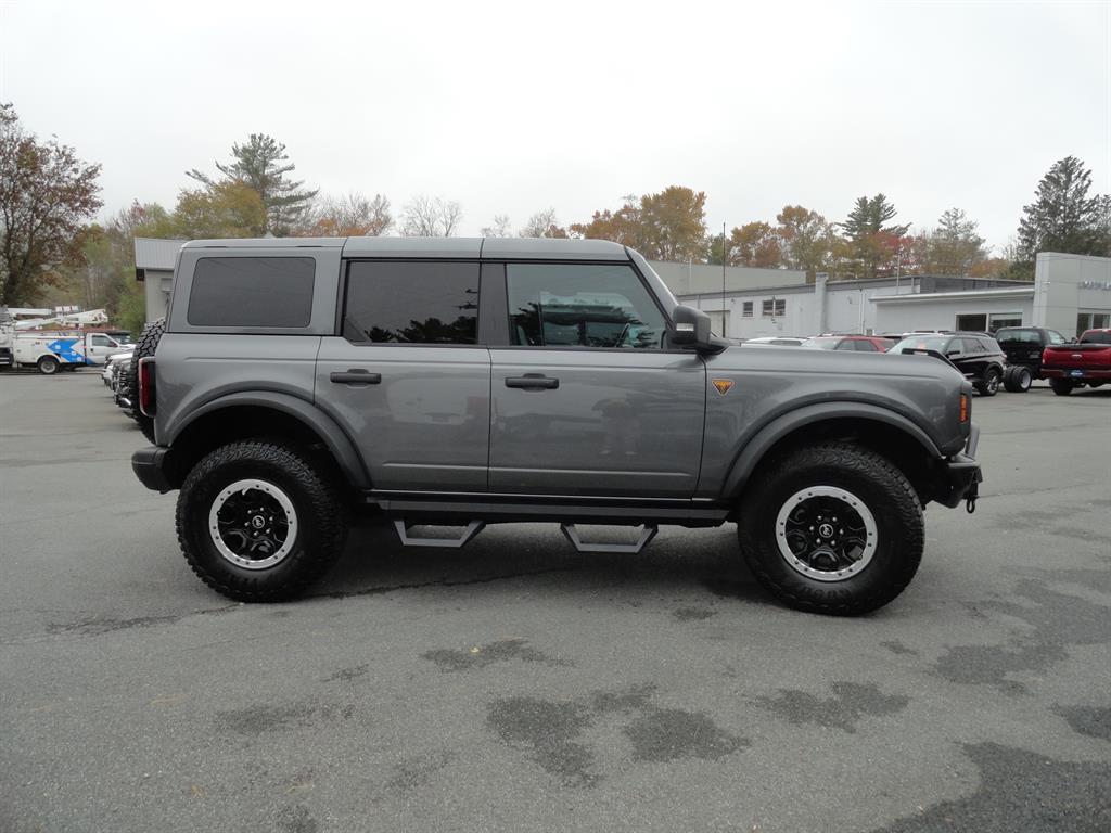 2025 Ford Bronco Badlands photo 4