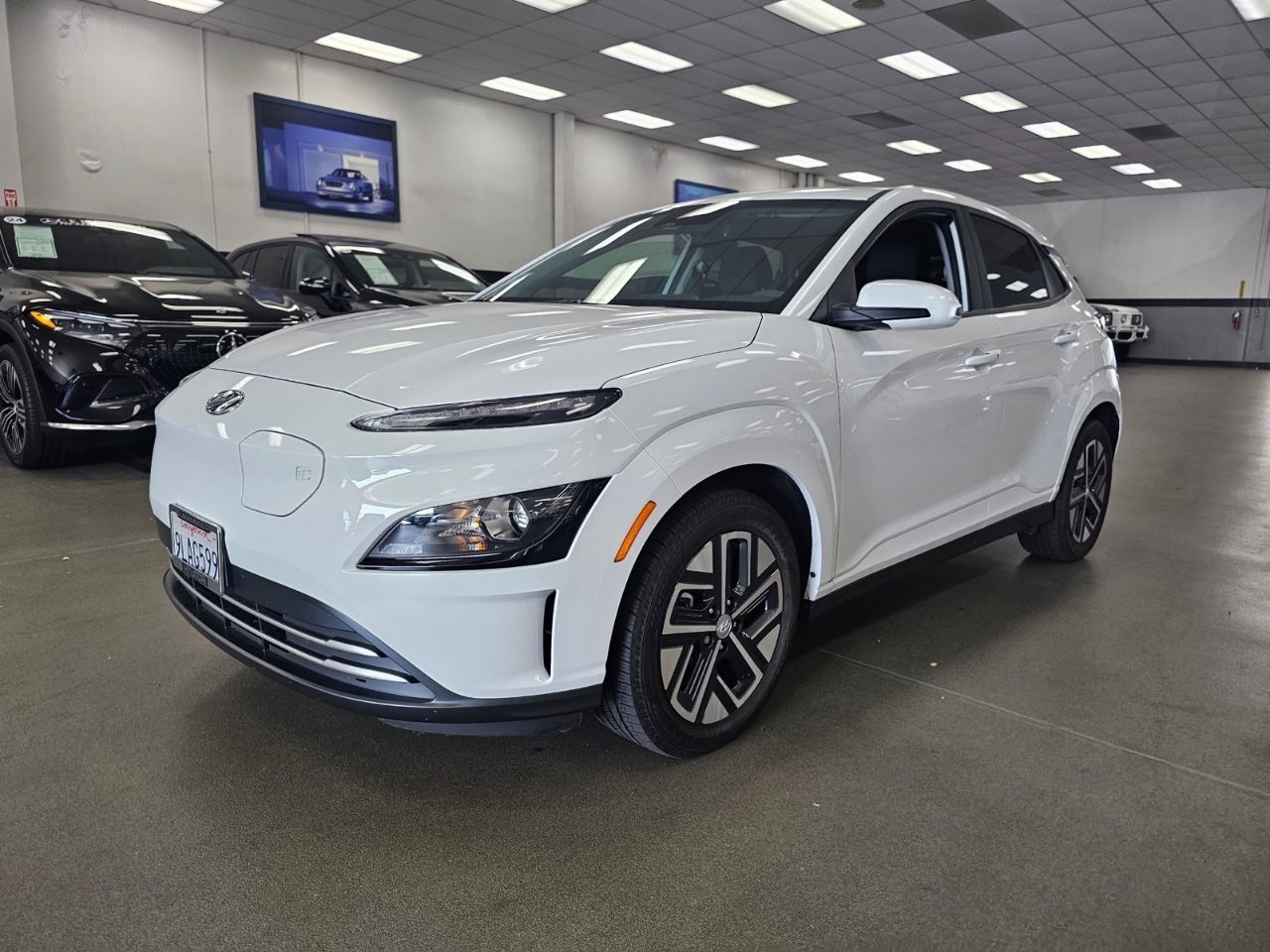 Used 2023 Hyundai Kona EV SE with VIN KM8K23AG0PU170521 for sale in West Covina, CA
