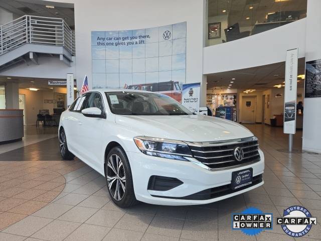 2022 Volkswagen Passat 2.0T SE