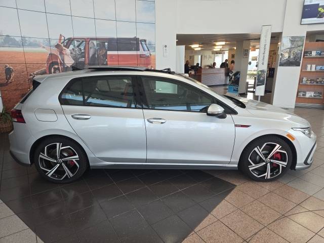 2024 Volkswagen Golf GTI 2.0T SE