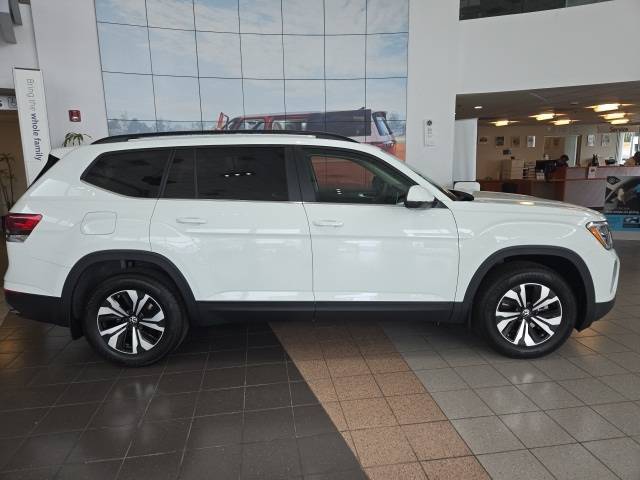 2025 Volkswagen Atlas 2.0T SE