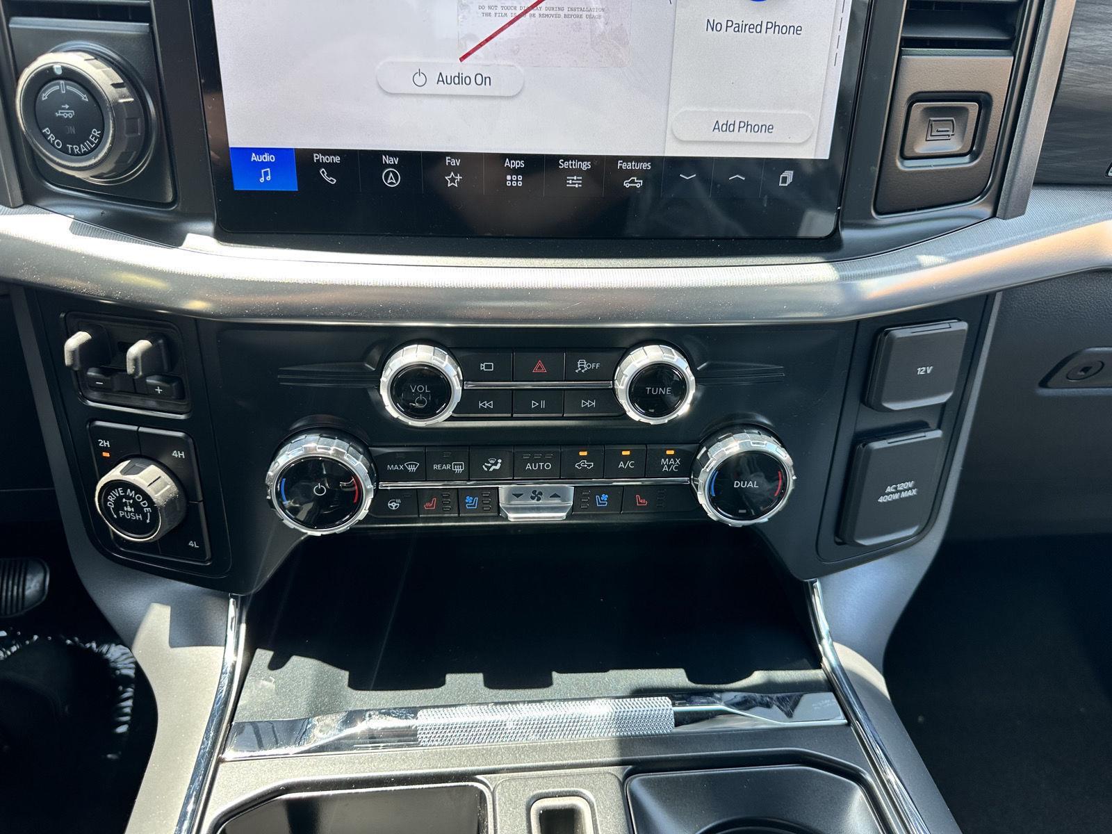 2025 Ford F-150 Lariat photo 30