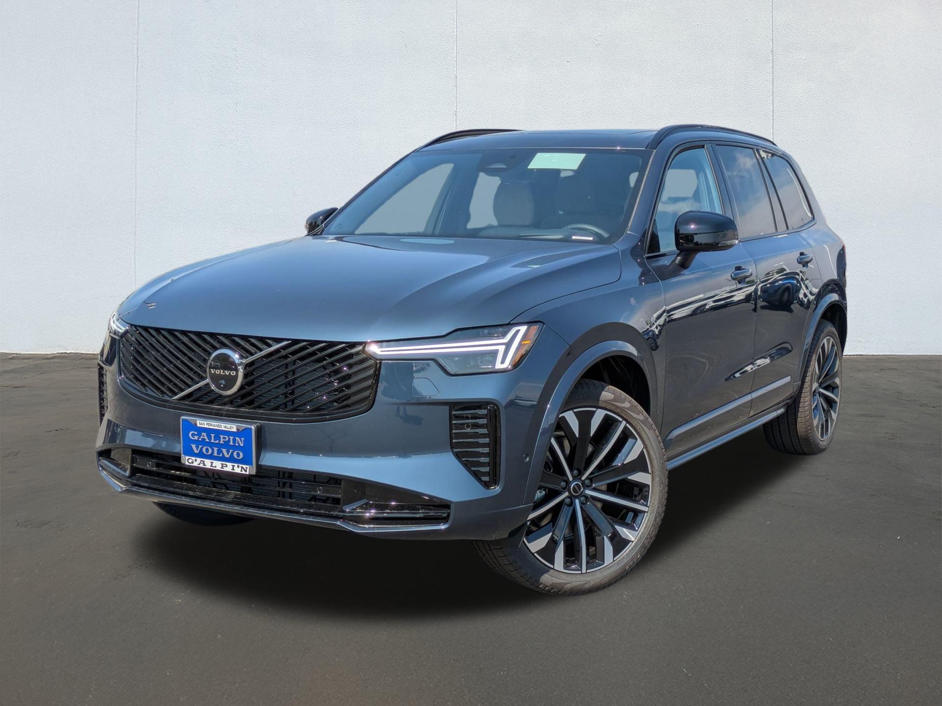 New 2026 Volvo XC90 B6 Ultra Dark Theme 6-Seater