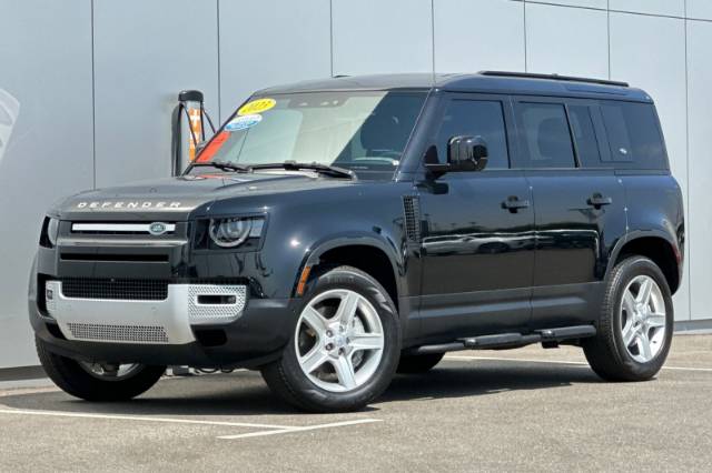 2023 Land Rover Defender 110 SE