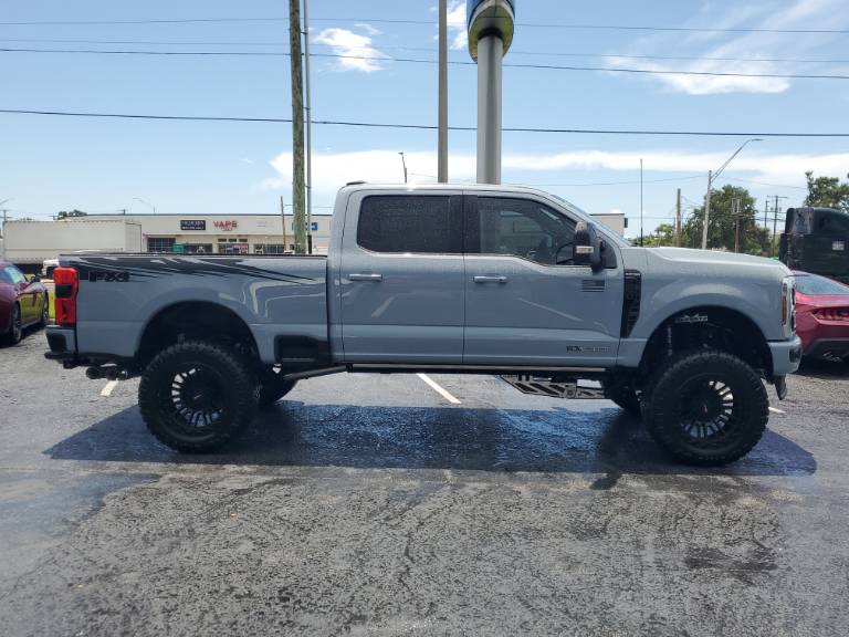 2025 Ford Super Duty F-250 SRW Platinum